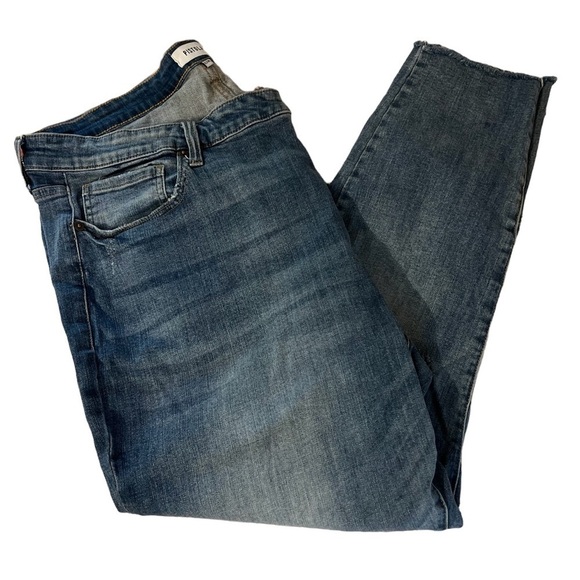 Pistola Revolve Distressed Ankle Cropped Jeans Size 22W - Picture 1 of 6